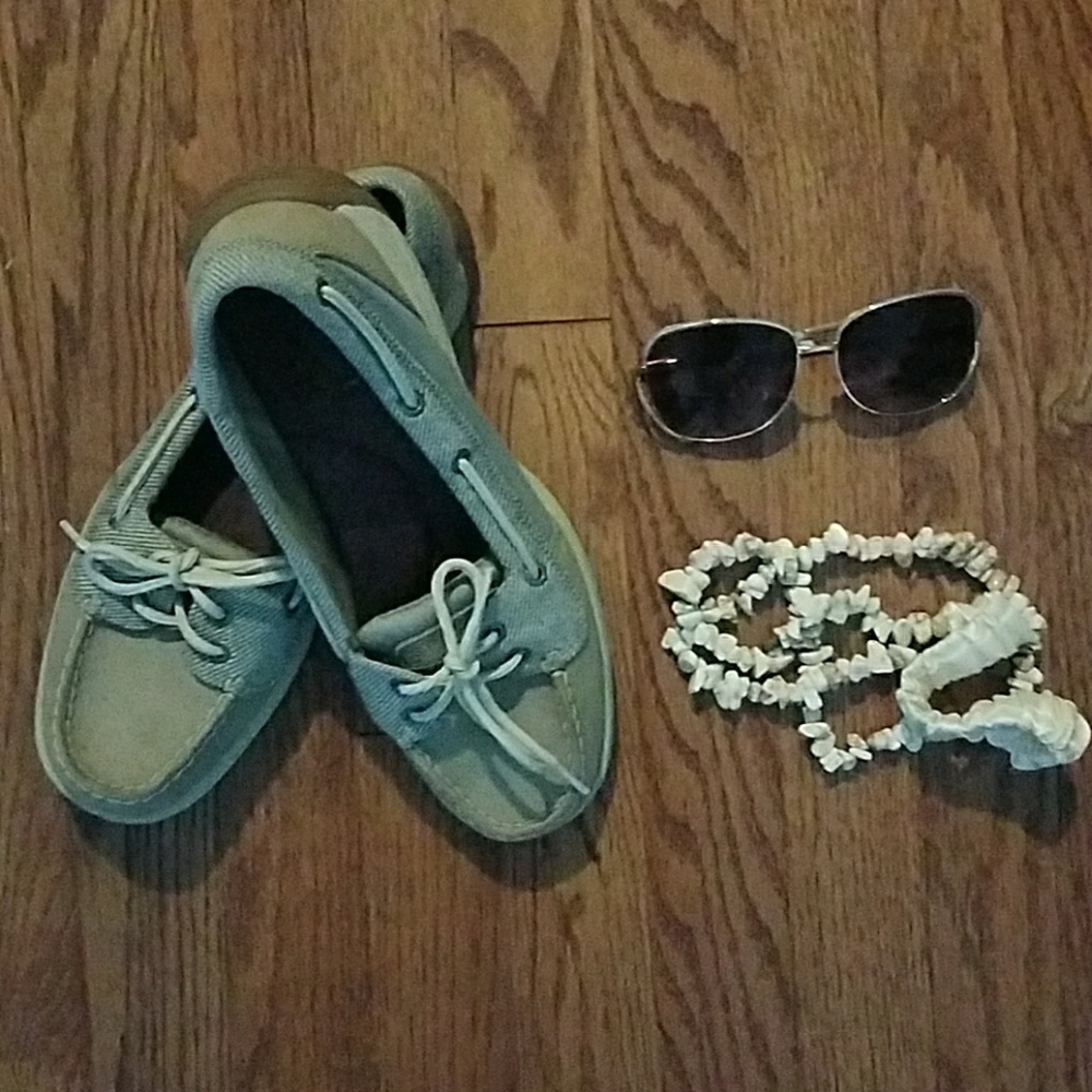 Sperry boat shoes